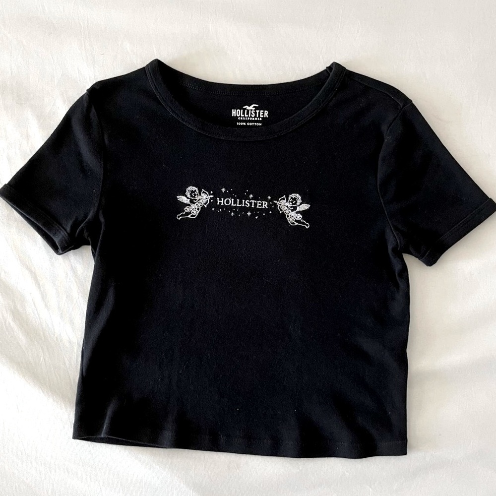 Black Baby Tee